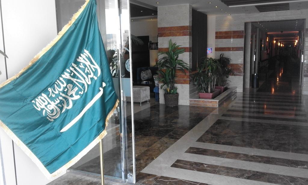 Al Bustan Crown Hotel 2 Arar Extérieur photo