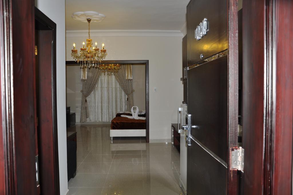 Al Bustan Crown Hotel 2 Arar Extérieur photo